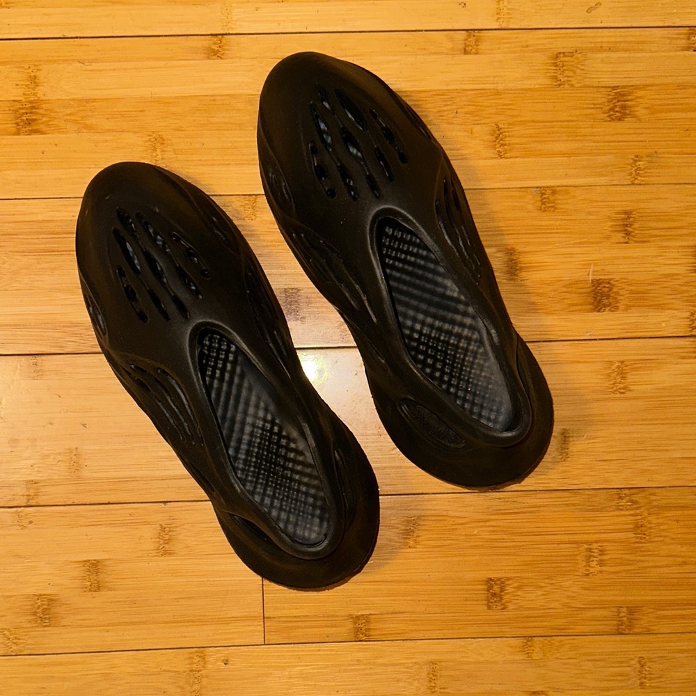 Men's Black Slip-On Shoes